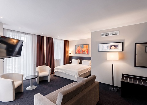 HOTEL ART 4*