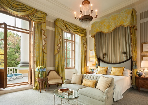 Four Seasons Hotel Lion Palace St. Petersburg 5*