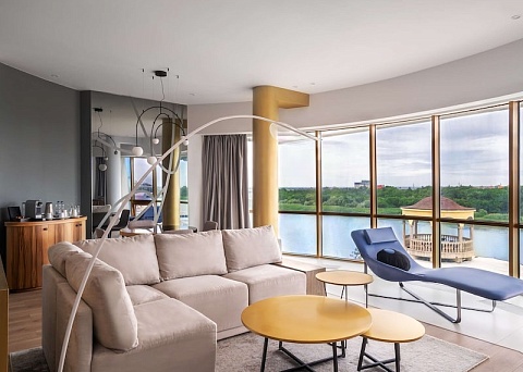 Radisson Blu Hotel, Rostov-on-Don 5*