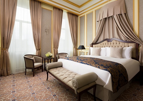 Lotte Hotel St. Petersburg 5*